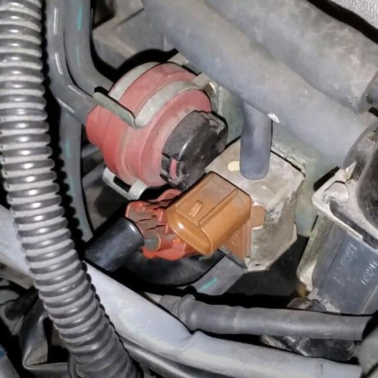 Car Auto Control Solenoid Valve Vacuum Valve MR127520 for Dodge / Chrysler - Engine Fittings by PMc TechLife | Online Shopping South Africa | PMc TechLife | Buy Now Pay Later Mobicred