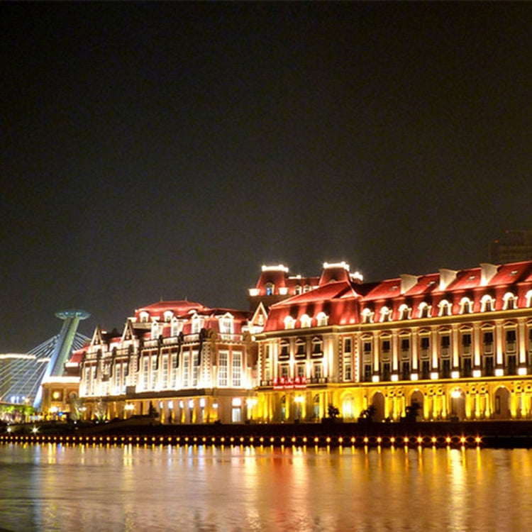 10W IP65 Waterproof White Light LED Floodlight, 900LM Lamp, AC 85-265V - Floodlights by PMC Jewellery | Online Shopping South Africa | PMC Jewellery | Buy Now Pay Later Mobicred