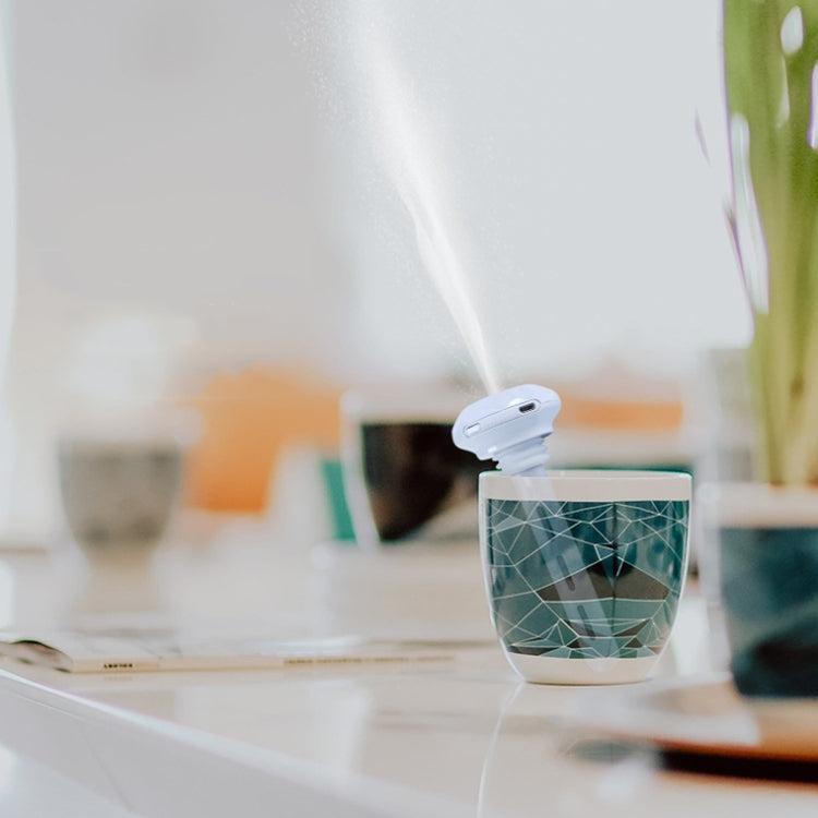 USB Plug-in Mini Portable Detachable Car Humidifier, Spec: Humidifier+3sets Sticks - free shipping - PMC TechLife - Order now!