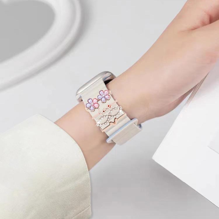 4pcs / Set 22mm Width Smart Watch Silicone Band Decorative Ring Metal Accessories(Love Heart Silver) - Watch Decorations by PMC TechLife | Online Shopping South Africa | PMC TechLife | Buy Now Pay Later Mobicred