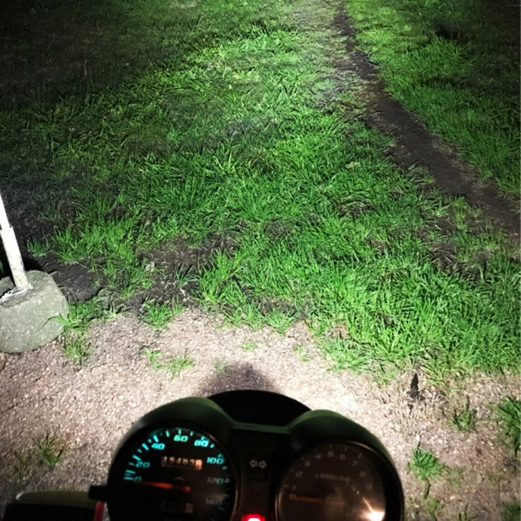 Motorcycle Headlights 750LM 6000K White H6M/P15D 40W 8-LED Bulbs, DC 12-24V - free shipping - PMC TechLife - Order now!