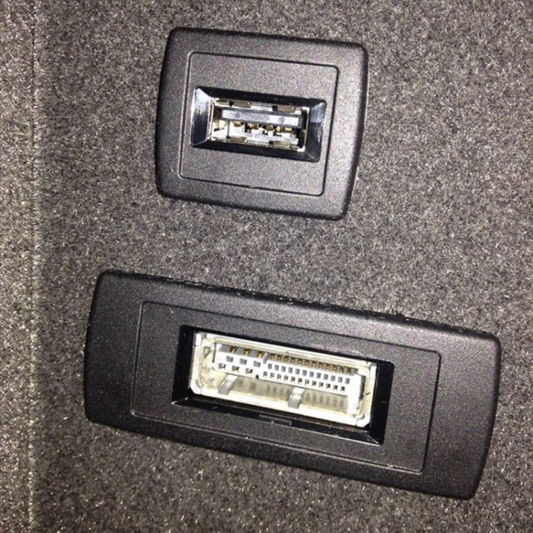 Car AMI AUX Audio Cable for Mercedes-Benz - DIY Cables by PMC TechLife | Online Shopping South Africa | PMC TechLife