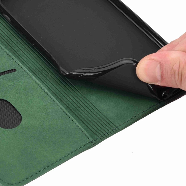 For iPhone 16 Pro Skin Feel Splicing Leather Phone Case(Green) - iPhone 16 Pro Cases by PMC TechLife | Online Shopping South Africa | PMC TechLife | Buy Now Pay Later Mobicred