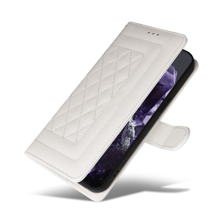 For Google Pixel 9 Diamond Lattice Leather Flip Phone Case(White) - Google Cases by PMC TechLife | Online Shopping South Africa | PMC TechLife | Buy Now Pay Later Mobicred