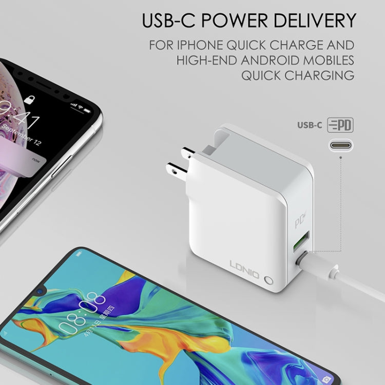 LDNIO A4403C 30W PD + Auto-id Foldable Fast Travel Charger with 1m USB-C / Type-C Cable, EU Plug - free shipping - PMC TechLife - Order now!