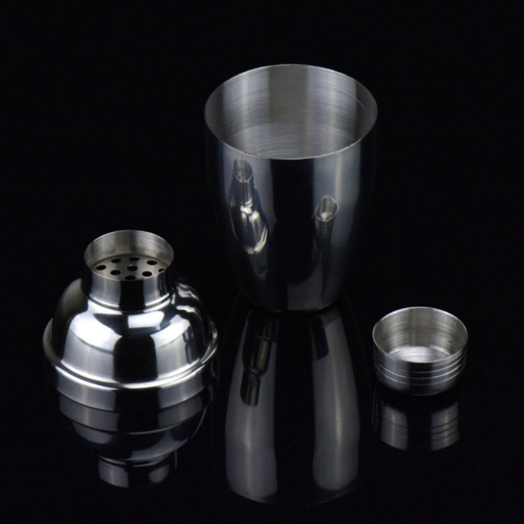 5 in 1 Classic Stainless Steel Shaker Set, Capacity: 550ml (Shaker + Jigger + Strainer + Ice Clip + Stirrer Pipe)(Silver) - Bartending Tools by PMC TechLife | Online Shopping South Africa | PMC TechLife | Buy Now Pay Later Mobicred