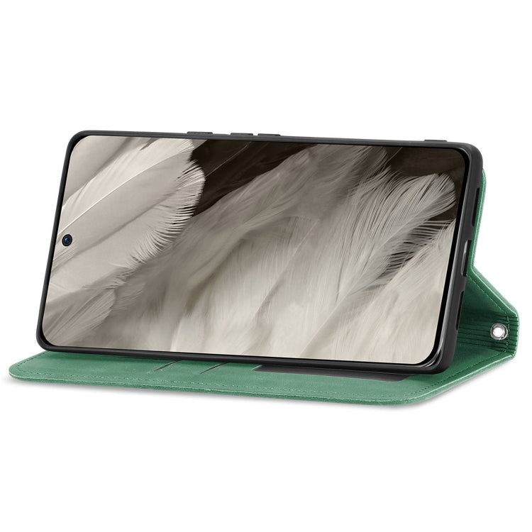 For Google Pixel 9 Retro Skin Feel Magnetic Flip Leather Phone Case(Green) - Google Cases by PMC TechLife | Online Shopping South Africa | PMC TechLife | Buy Now Pay Later Mobicred