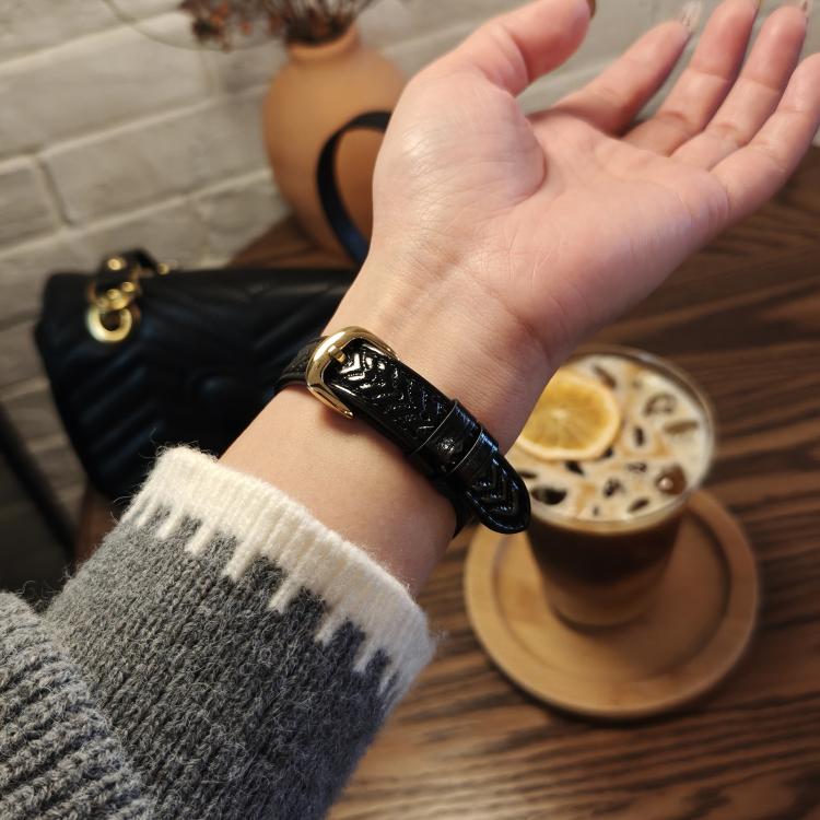 For Apple Watch 46mm / 49mm / 45mm / 44mm Heart-Shaped Embossed Leather Watch Band(Black) - Watch Bands by PMC TechLife | Online Shopping South Africa | PMC TechLife | Buy Now Pay Later Mobicred