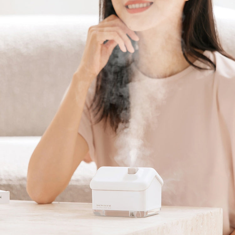 QB2020-008-G1 Mini Snow House Air Humidifier USB Bedroom Christmas Humidifier(White) - free shipping - PMC TechLife - Order now!