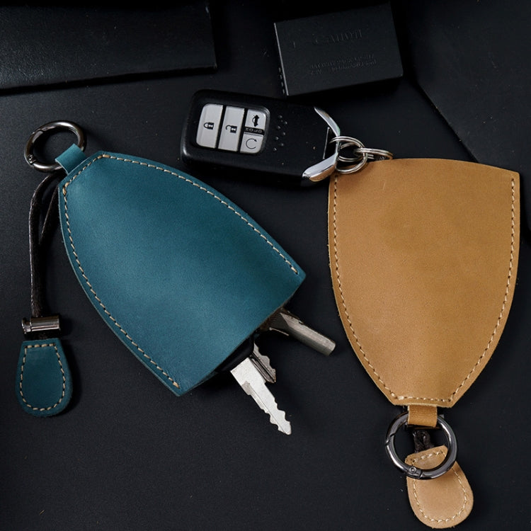18Y-009 Vintage Handmade Leather Car Pull-Out Key Case(Oil Wax Skin Olive Green) - Car Key Cases by PMC TechLife | Online Shopping South Africa | PMC TechLife | Buy Now Pay Later Mobicred