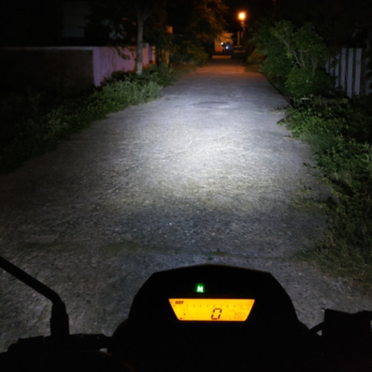 Motorcycle Headlights 750LM 6000K White H6M/P15D 40W 8-LED Bulbs, DC 12-24V - free shipping - PMC TechLife - Order now!