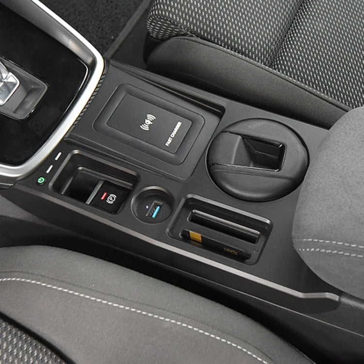 HFC-1053 Car Qi Standard Wireless Charger 15W / 10W Quick Charging for Audi A3 2021-2022, Left Driving - Wireless Charging Pads by PMC TechLife | Online Shopping South Africa | PMC TechLife