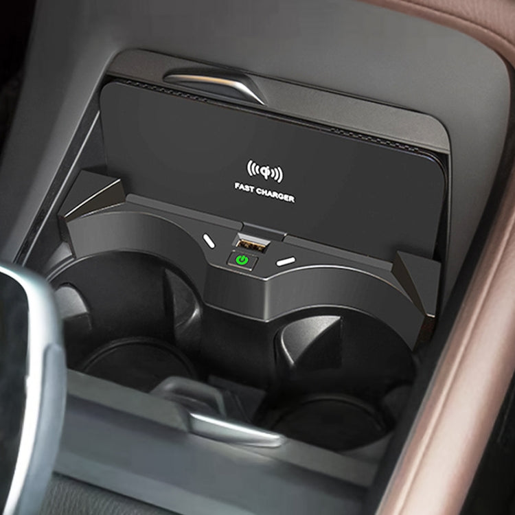 HFC-1014 Car Qi Standard Wireless Charger 10W Quick Charging for BMW X1 2020-2022, Left Driving with USB Interface - Wireless Charging Pads by PMC TechLife | Online Shopping South Africa | PMC TechLife