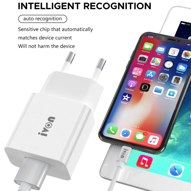 IVON AD-35 2 in 1 18W QC3.0 USB Port Travel Charger + 1m USB to 8 Pin Data Cable Set, US Plug(White) - USB Charger by IVON | Online Shopping South Africa | PMC TechLife