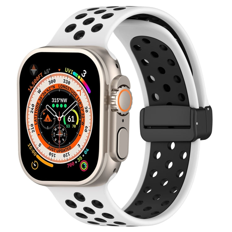 For Apple Watch SE 2023 44mm Magnetic Buckle Silicone Watch Band(White Black) - Watch Bands by PMC TechLife | Online Shopping South Africa | PMC TechLife