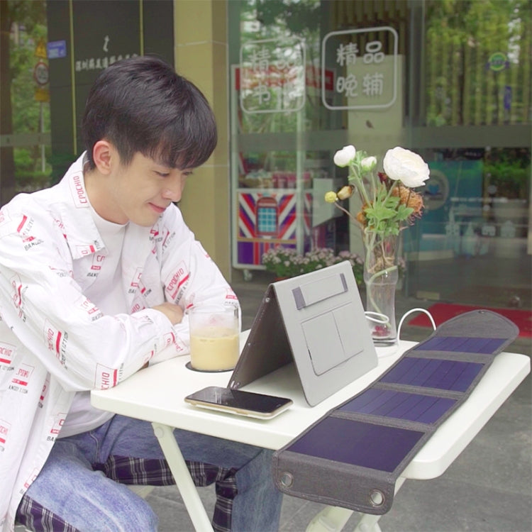 HAWEEL 14W 5V 2.4A Portable Foldable Solar Charger Outdoor Travel Rechargeable Folding Bag with 4 Solar Panels & USB Port, Size: S - Charger by HAWEEL | Online Shopping South Africa | PMC TechLife | Buy Now Pay Later Mobicred